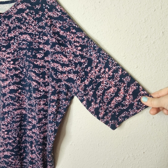 LuLaRoe Polka Dot Irma Tunic Shirt Blue Pink Size M Medium Hi Lo Hem Oversized - Picture 5 of 8